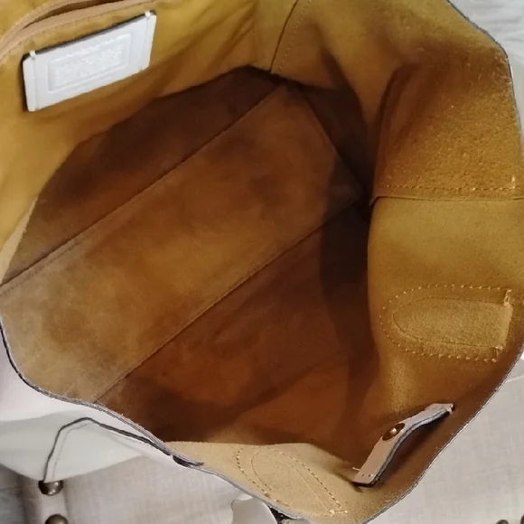 Coach Off-White Leather Tote - Picture 9 of 16